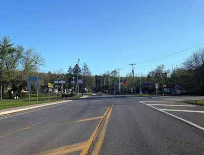 Broad Street sb entering Delaware Water Gap, PA, April 2025