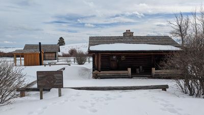 Basin Station Cabin