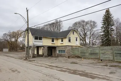 Former Bowmanville Zoo, March 21 2026 (05)