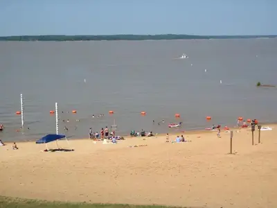 PERSIMMON HILL(ENID LAKE) Beach