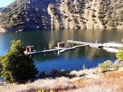Pyramid Lake - Los Alamos Campground