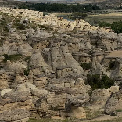 Writing-on-stone Hoodoos