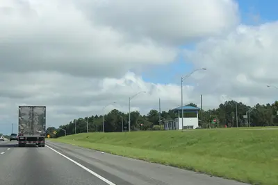 Interstate 75 NB weigh station, Lowndes County, building
