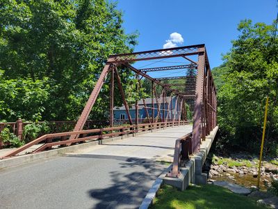 Maple Street bridge, Chester MA