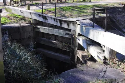 Swains Lock - panoramio