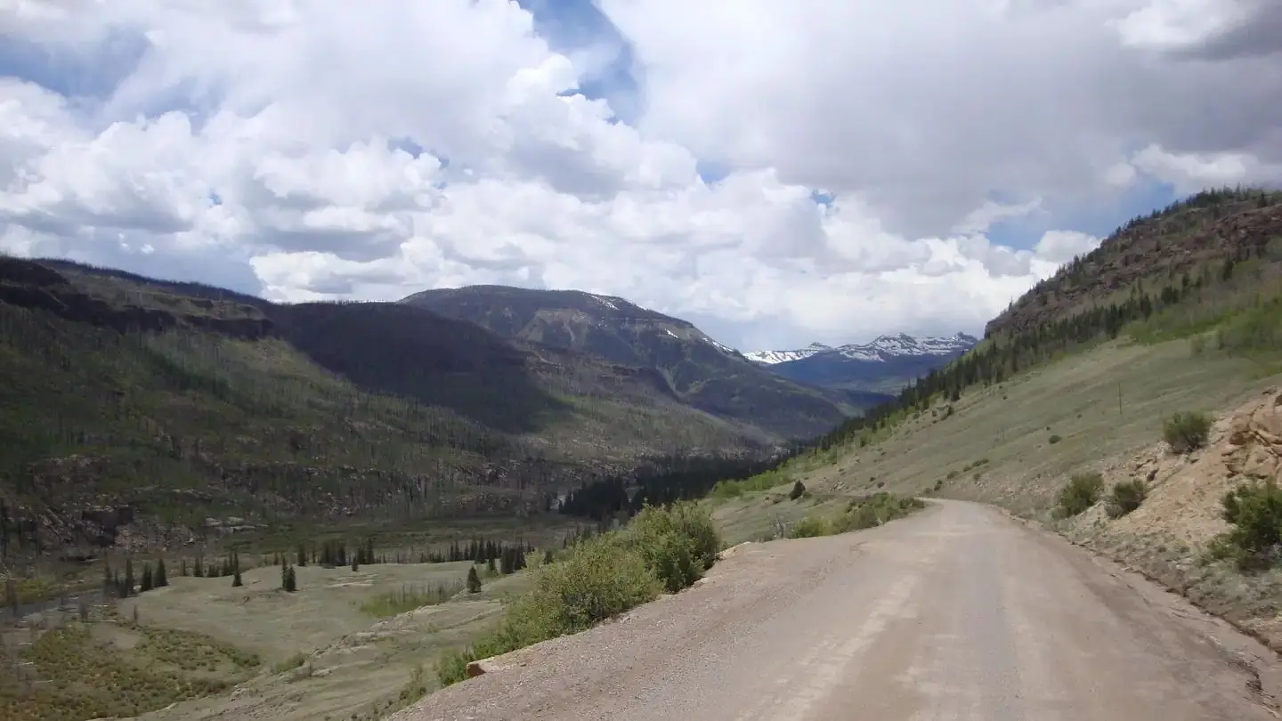 Road to River Hill Campground