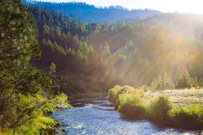 Klamath River in Siskiyou County, California (40521984611)