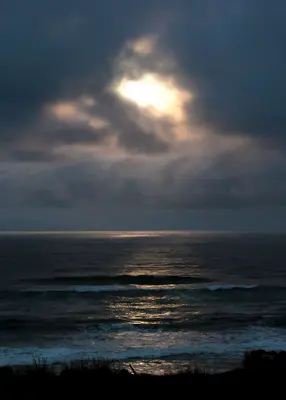 Break in the Clouds (14799407332)