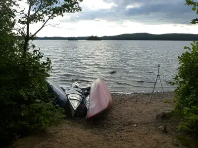 Camp on North Tea Lake West Arm - panoramio