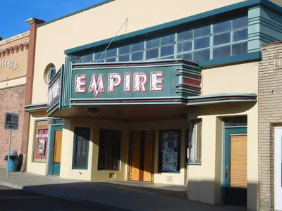 Empire Theater in Tekoa, WA. (36870317516)