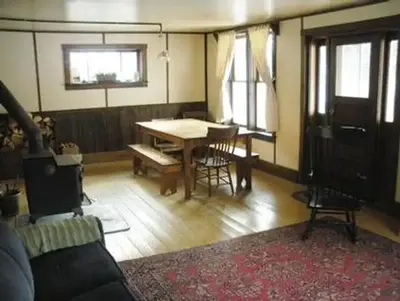 Hogback Homestead