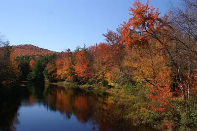 Indian Lake, Lewey Lake - Route 30 - panoramio