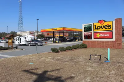 Love's Travel Stop with Hardee's, US 441, Columbia County