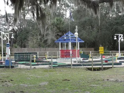 KOA Kampground (miniature golf), Perry