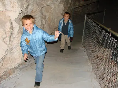 In the Grand Canyon Cavern (3071187145)