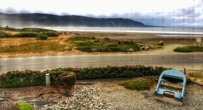 Wake up to the Ocean (19420976469)