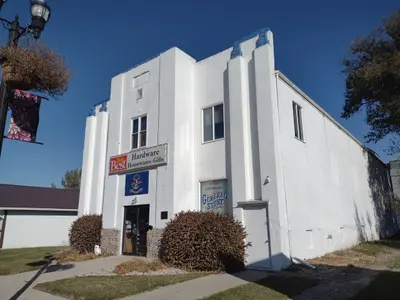 20221019 112234 General Store and WPA Auditorium, Edinburg, ND