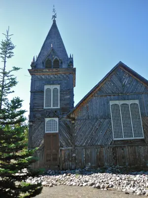 Church at Bennett Lake (9438744227)