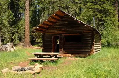 Willow Prairie Cabin