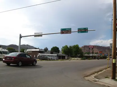 New Control Poles, Kanab (4) - panoramio