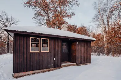 St. Croix State Park Camping Cabin (25576303258)
