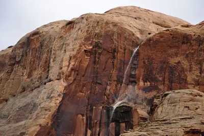 Plateau Waterfall (5077174114)