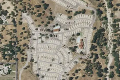 Cava Robles RV Resort