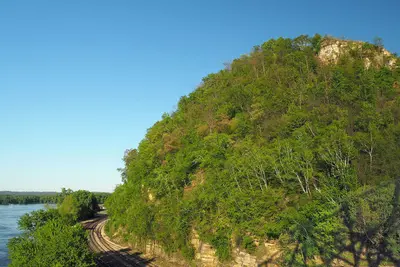 Barn Bluff from Eisenhower Bridge