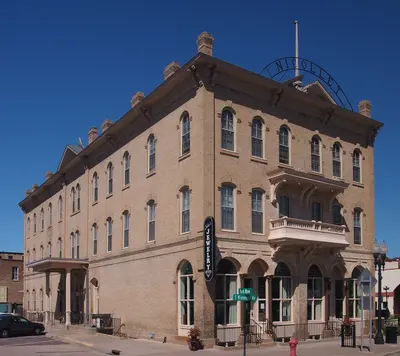 Nicollet Hotel