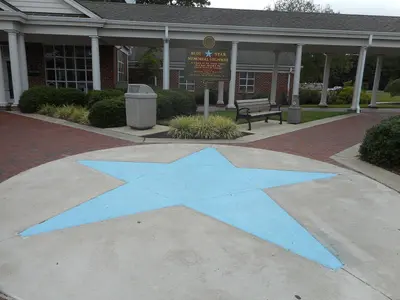 SB I-95 NC Welcome Ctr; Blue Star Memorial