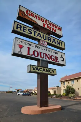 Grand Canyon Inn (17116916976)