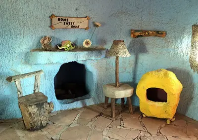 Williams - Bedrock City - Barney's House - Inside (35707207106)
