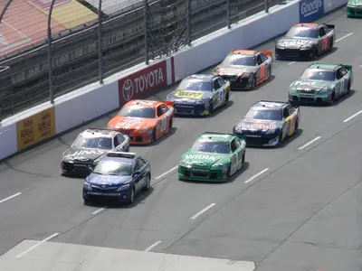 Pace-car leads to green (5590912500)