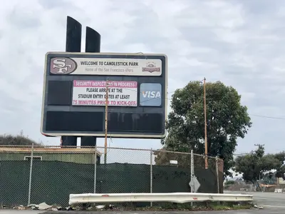 Candlestick Park parking lot entrance sign in January 2018 (5877)