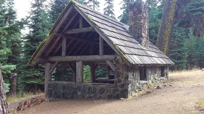 Wagner camp shelter (LJ) - panoramio (3)