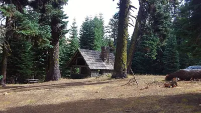 Wegner camp shoulder (LJ) - panoramio