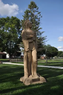 LakeViewIA ChiefBlackHawkStatue