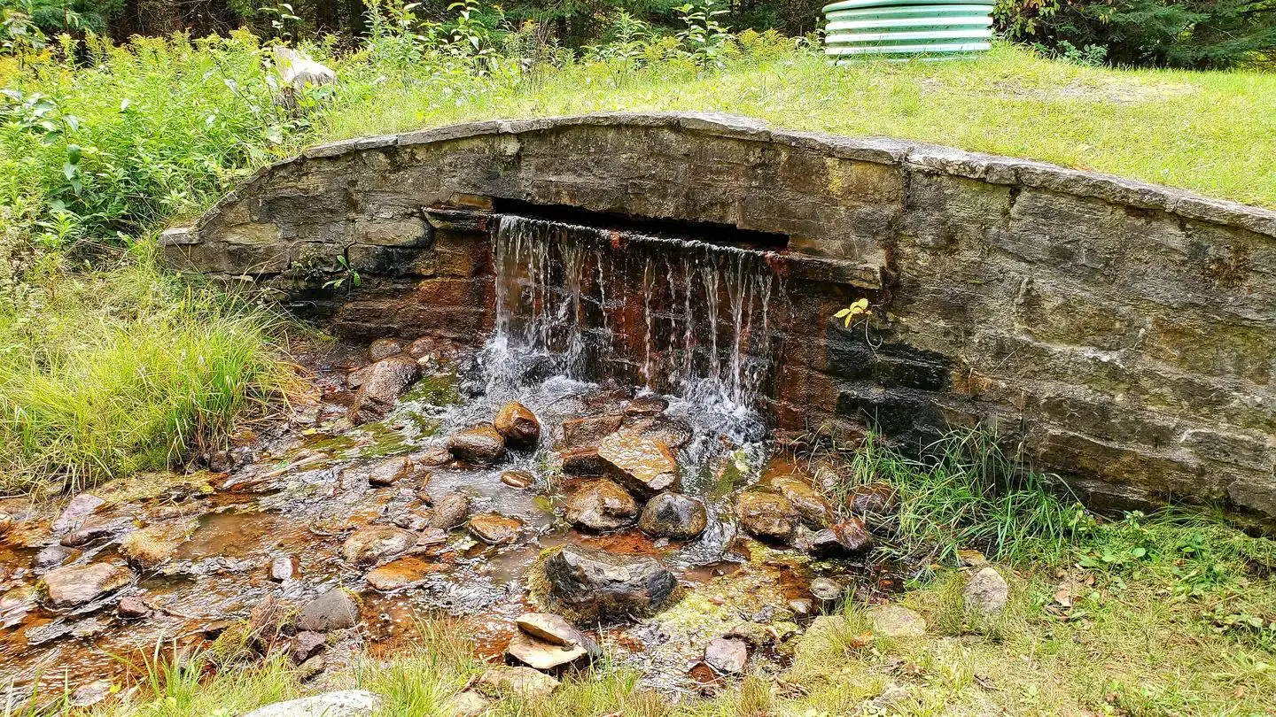 Flowing Well Fountain