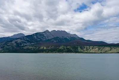 Roche de Smet and the Athabasca River from the viewpoint