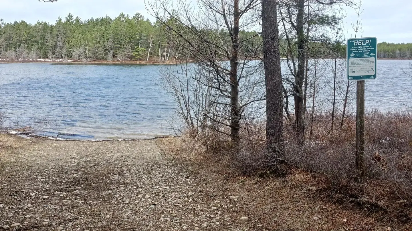 JACKPINE LAKE Boat Launch