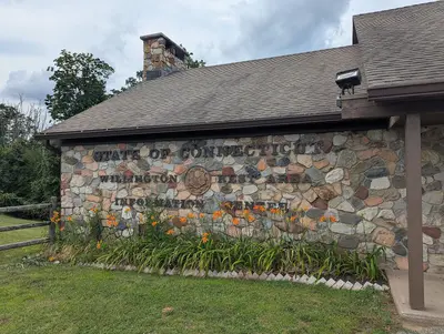 Rest Area On 84 Willington CT