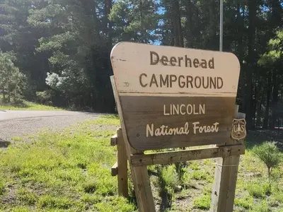 Deerhead CG entry sign