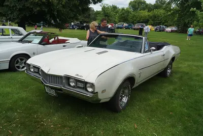 1968 Oldsmobile Cutlass Convertible (27782113244)