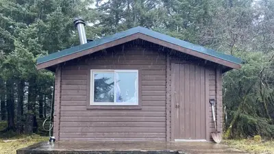 Softuk Bar Cabin