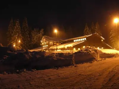 Detroit Ranger District Office in Winter, Willamette National Forest (34727483672)