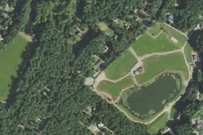 Pinewood Lodge & Campgrounds