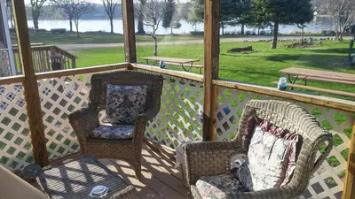 McIntyre's Resort Cabin screen portch