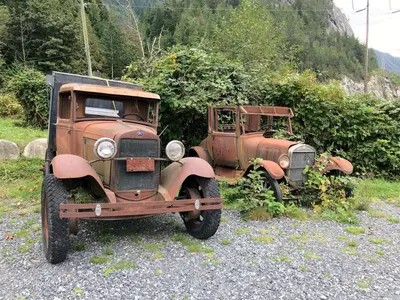 Garden art at Klahanie CG (48772182448)