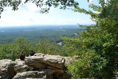 Bears den 1