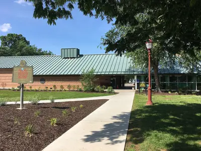 Smyrna Rest Area along US 13 at DE 1